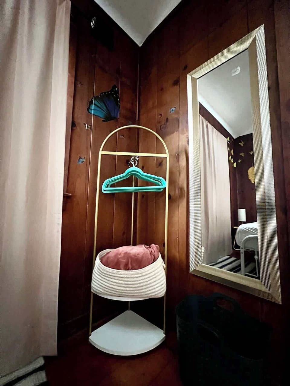 A small bathroom space with everything you need to start or end the day.