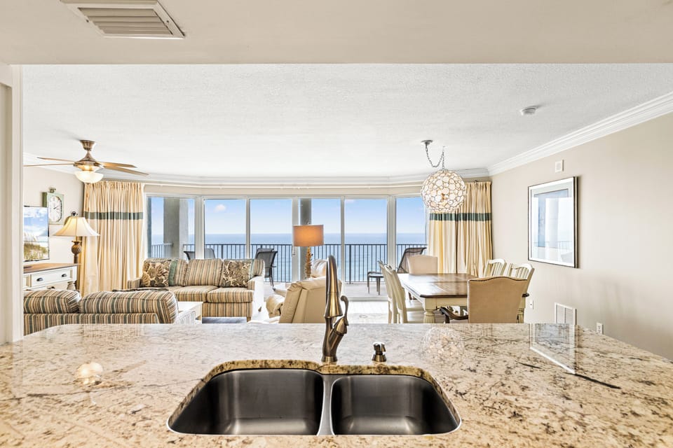 Condo, Multiple Beds, Balcony, Ocean View (Long Beach Resort 2-1006) | Interior