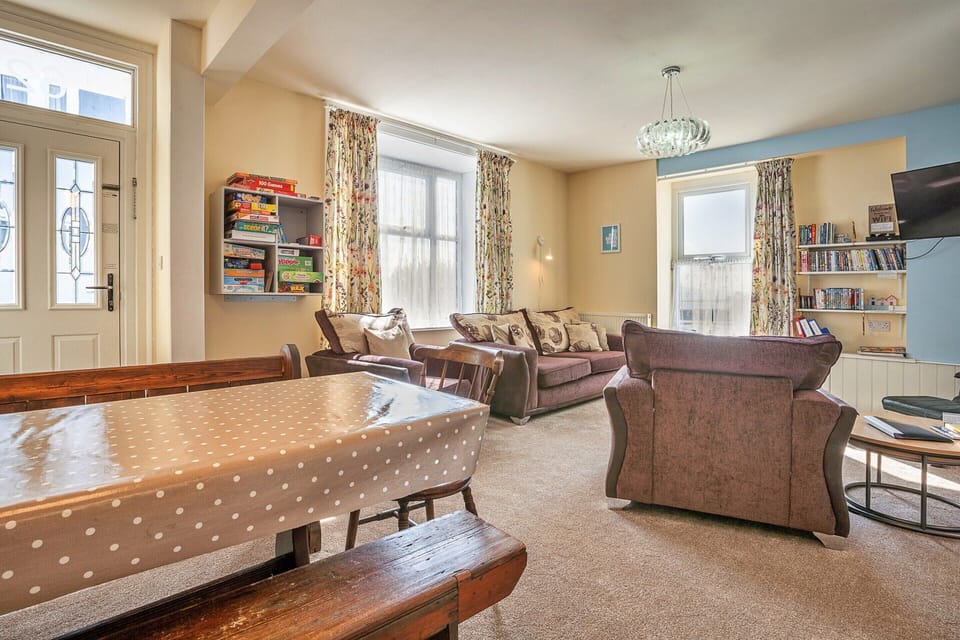Apartment | Living room
