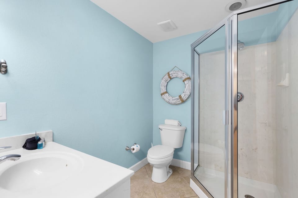 Sea Turtle Retreat! 3BR Beachfront Condo With Stunning Gulf Views Sleeps 8 Apartment in Panama City Beach