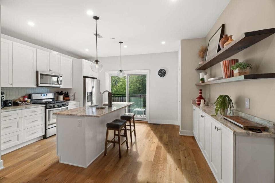Fully equipped kitchen