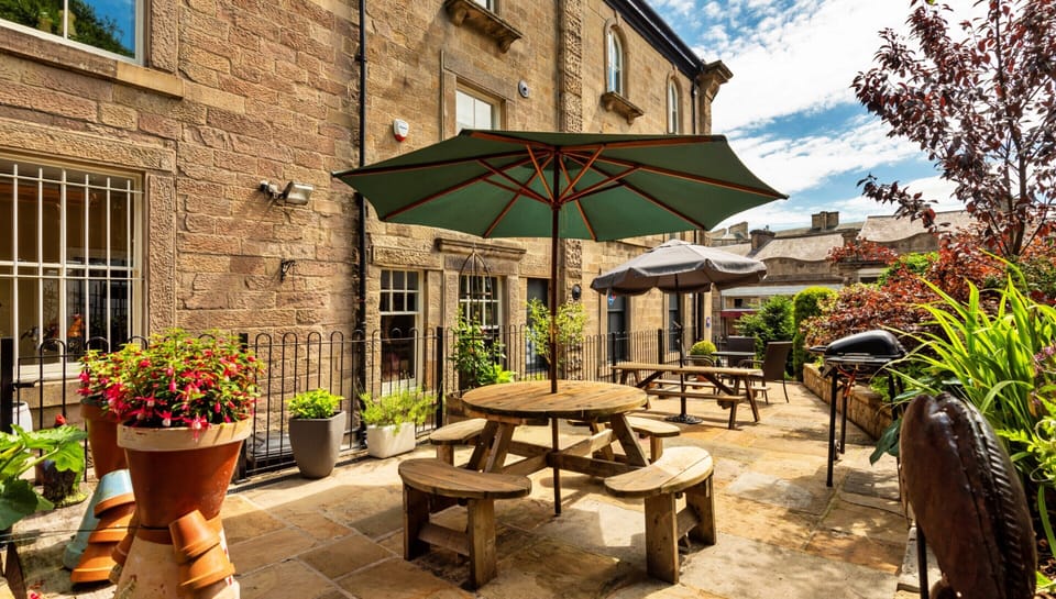 Apartment | Outdoor dining