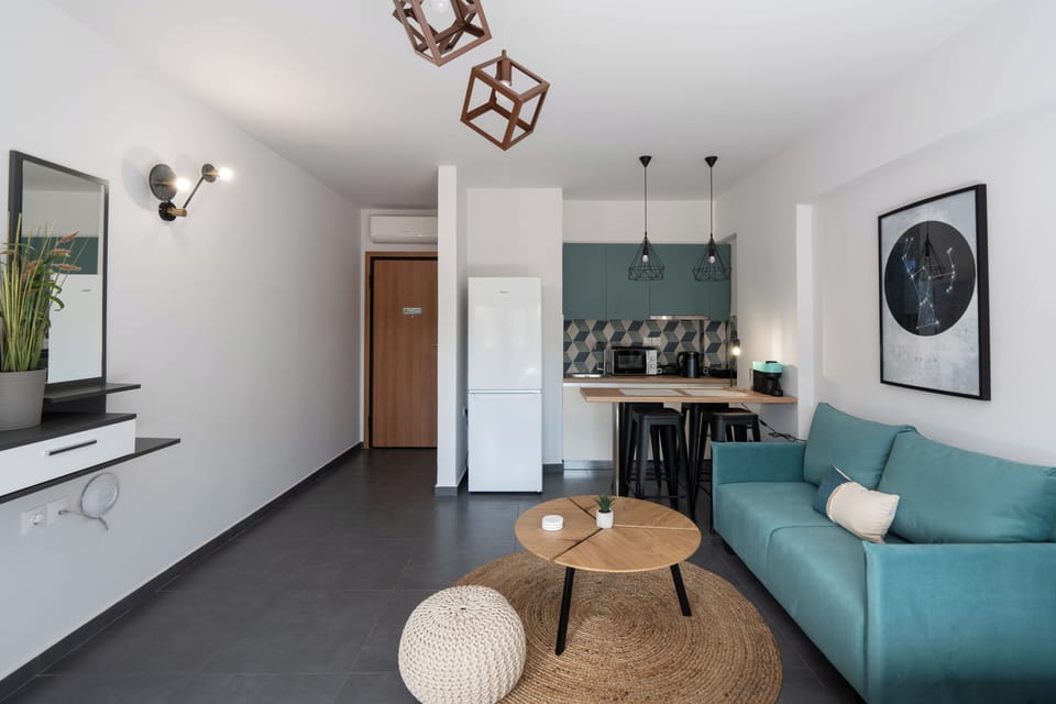 Studio, 1 Double Bed, Kitchenette, City View | Living area | 43-inch Smart TV with digital channels, streaming services