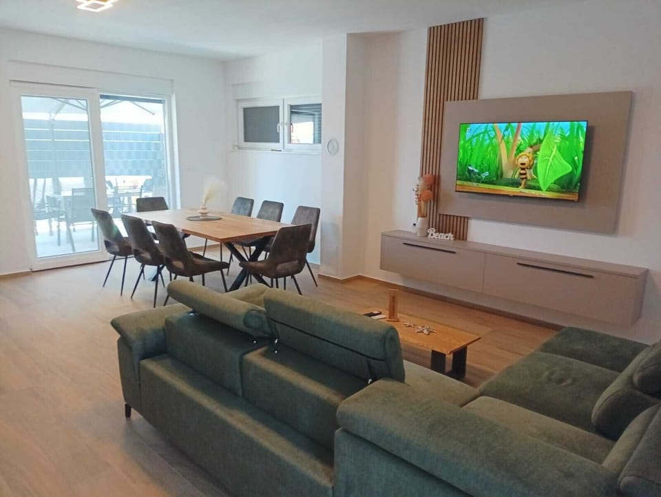Holiday home Cvetkovic House in Zadar County