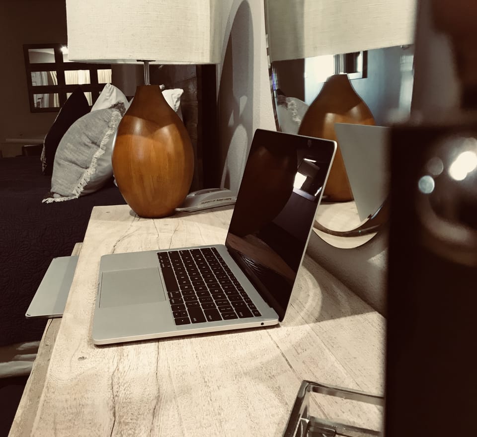 Club Suite, 1 King Bed, Hot Tub | Pillowtop beds, blackout drapes, iron/ironing board, cribs/infant beds