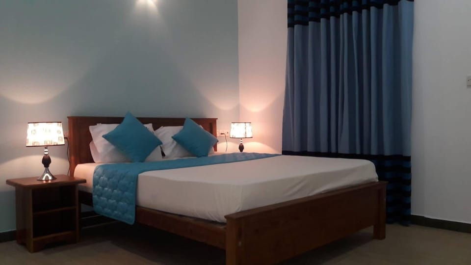 Standard Double Room (With AC) | Desk, soundproofing, iron/ironing board, free WiFi