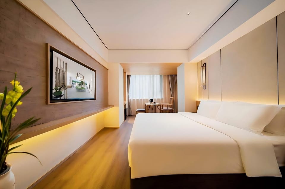 Classic Double Room, City View | Desk, laptop workspace, blackout drapes, soundproofing