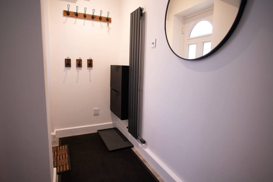 db8cd772-5eee-46ba-8245-e424ad559663