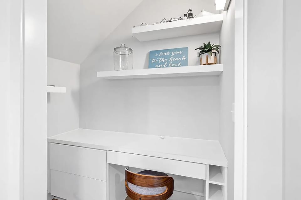 House, Multiple Beds (Talulah Sunrise) | Interior