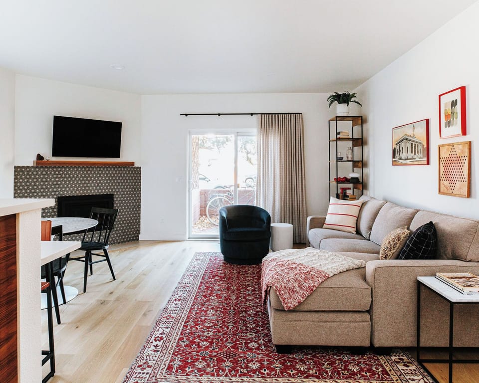 Living area with fireplace