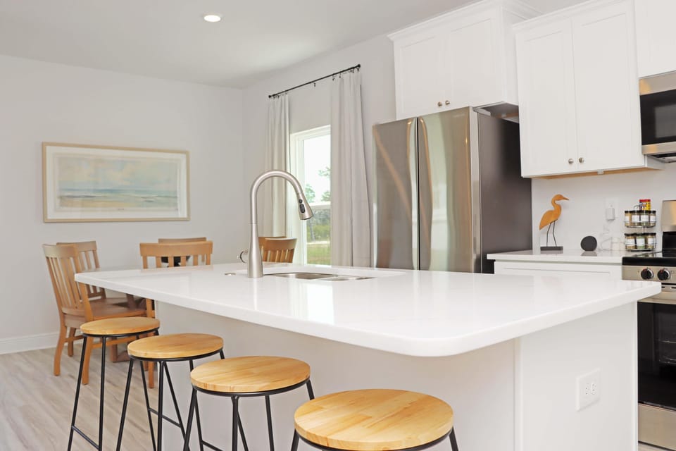 House, Multiple Beds (Salty Beaches) | Private kitchen | Oven, toaster