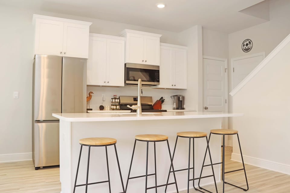 House, Multiple Beds (Salty Beaches) | Private kitchen | Oven, toaster