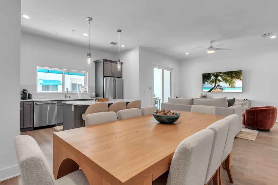 House, Multiple Beds (Azul Townhomes A4 - Sunset) | Interior