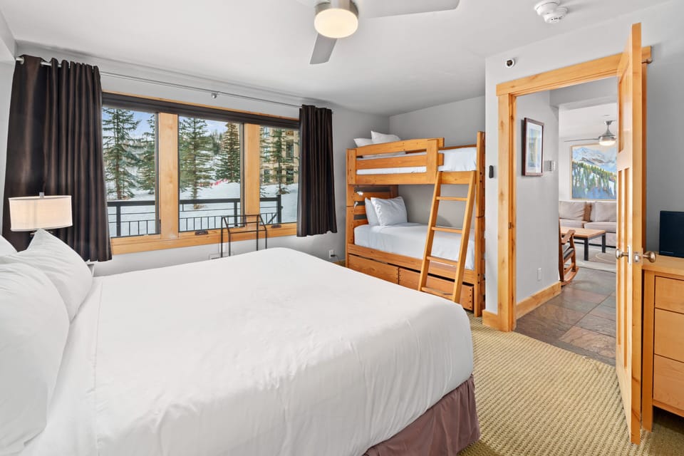 King Bed and Twin Bunkbeds