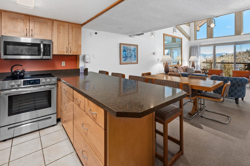 Kitchen Bar seating for 4 chairs
