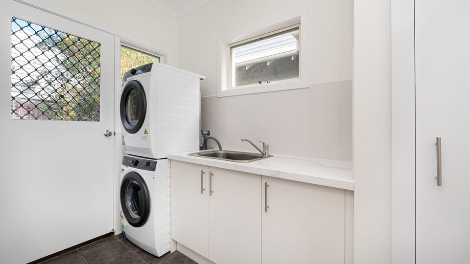 Fully equiped laundry