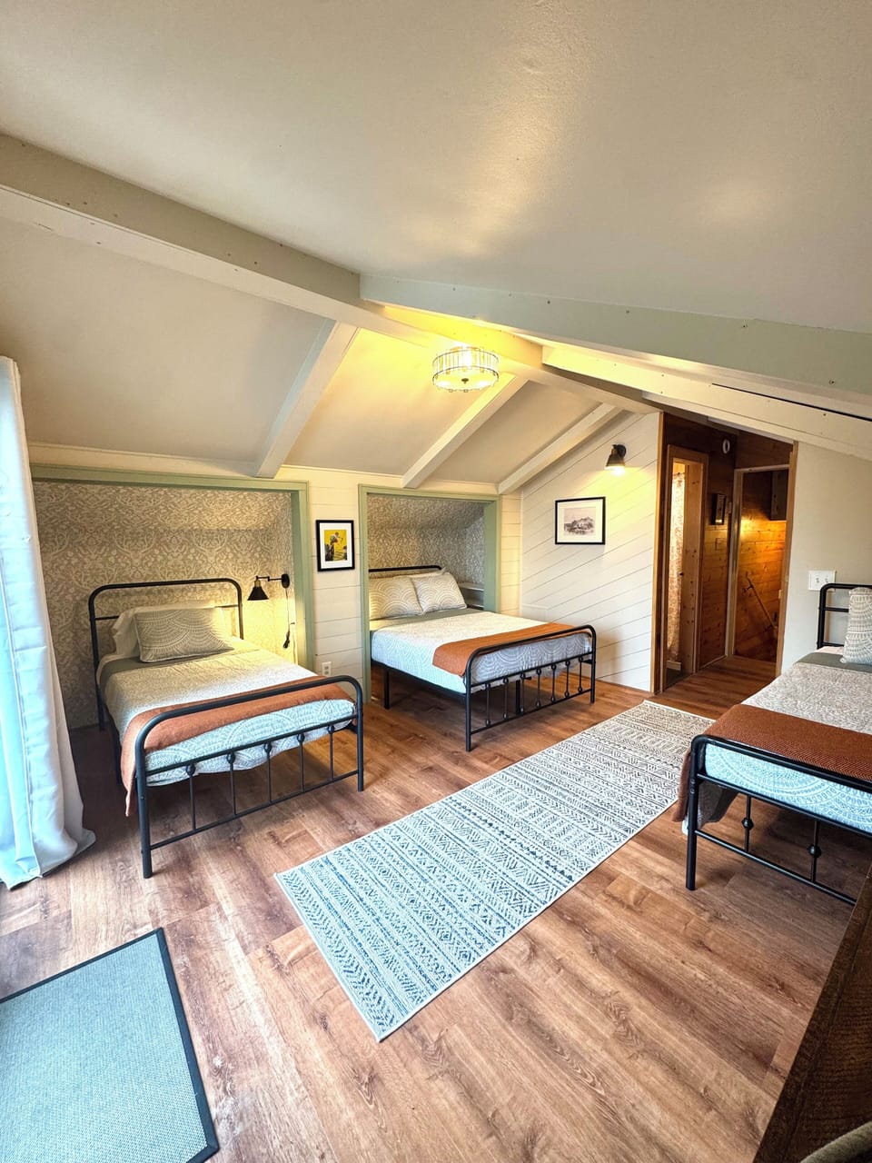 Bedroom 1 - 2 Twin beds & 1 Full size bed.  Attached bathroom, lake view, A/C.