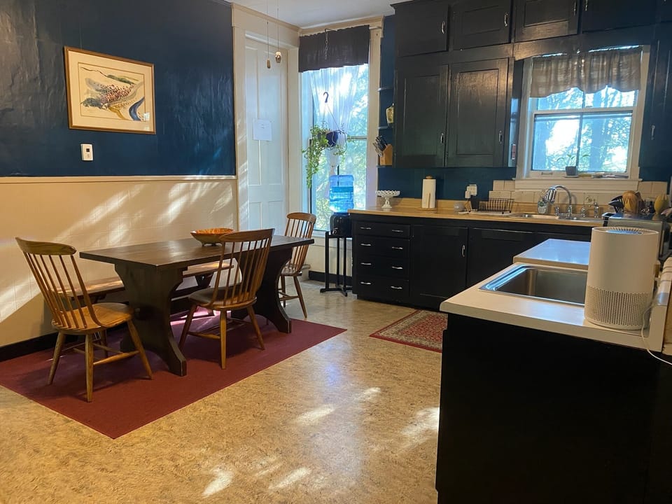 Kitchen - Main Sitting Area