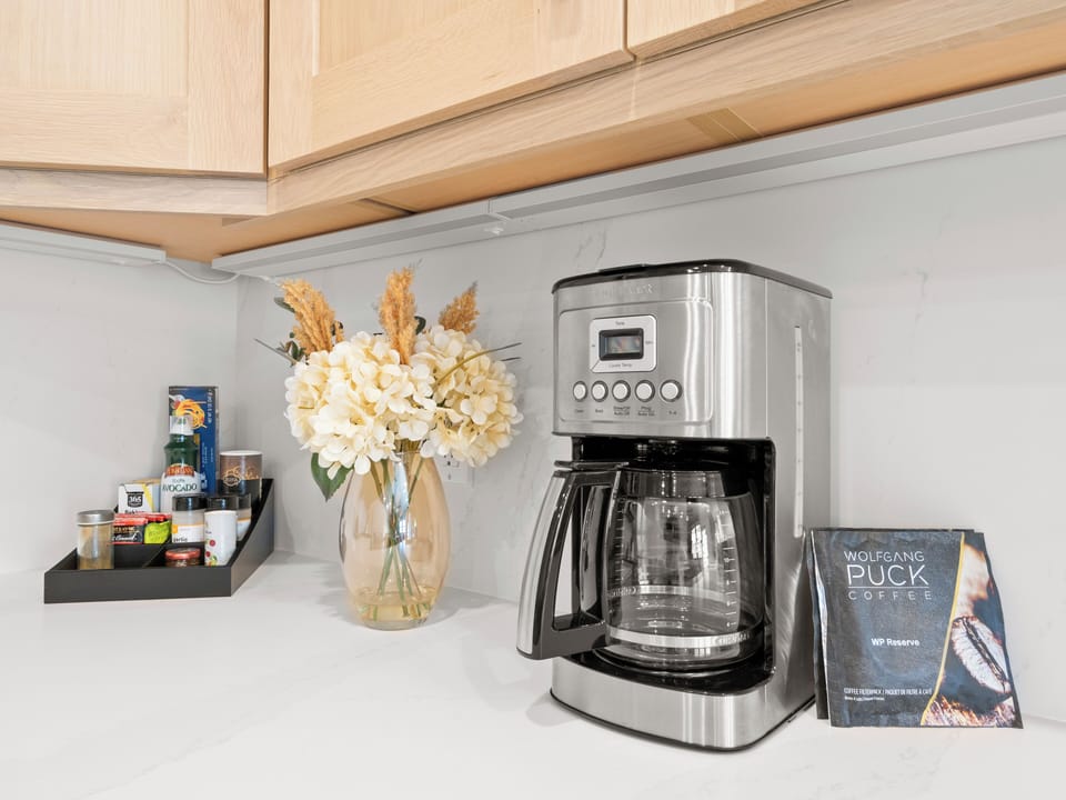 Kitchen / Coffee