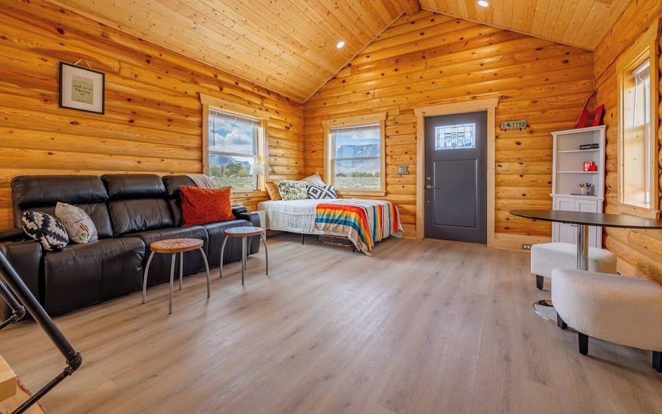 Little Bear Cabin has everything you need for a comfortable stay.
