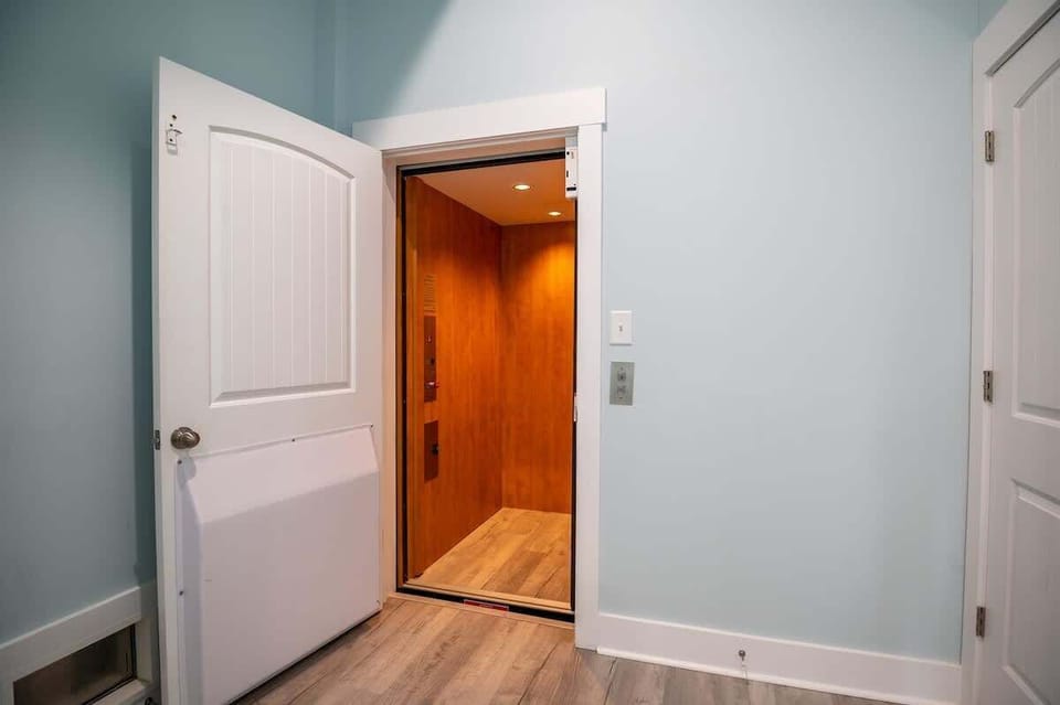 Elevator or Stairs to all Levels