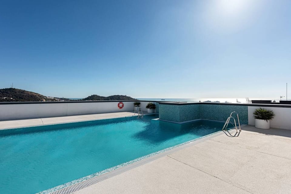 Rooftop pool