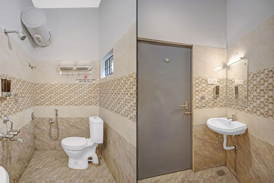 Classic Room | Bathroom