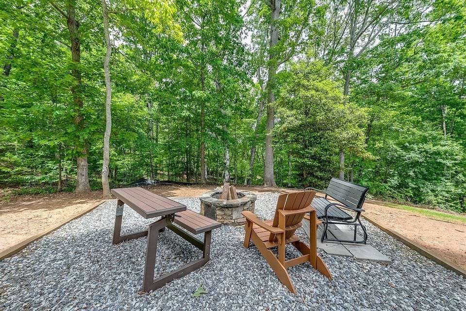 Relaxing outdoor fire pit