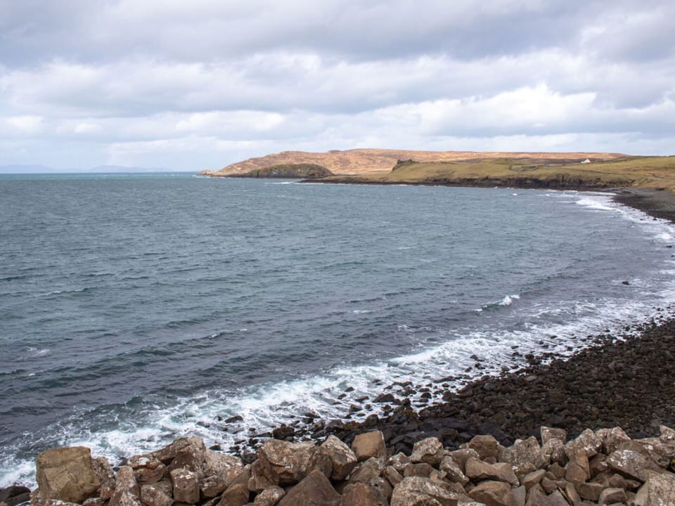 Blue, Water, Water Resources, Rock, Body Of Water, Coast, Natural Environment, Coastal And Oceanic Landforms, Cloud, Beach
