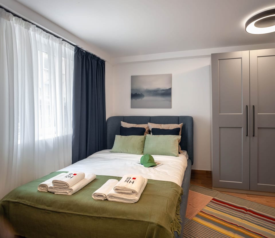 Bedroom ap