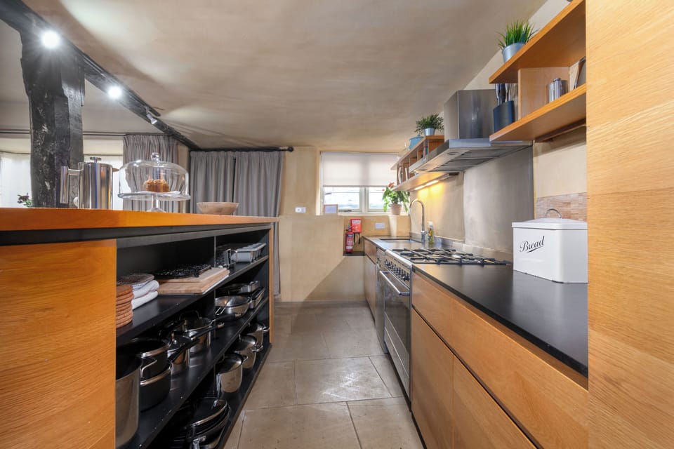 Hand crafted kitchen 