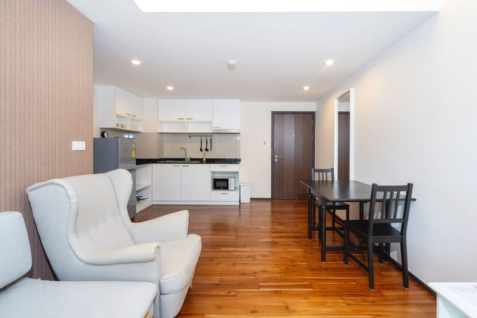 Family Condo, 1 Bedroom, Balcony, Garden View | Private kitchen | Electric kettle