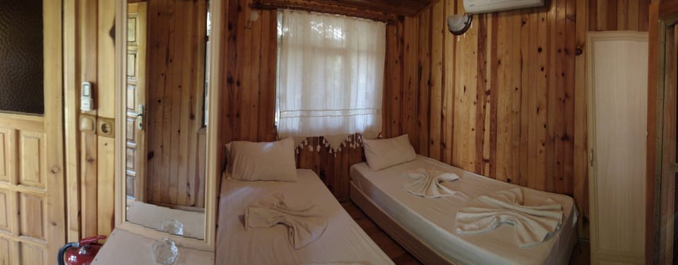 Twin Room, Garden View | Free WiFi