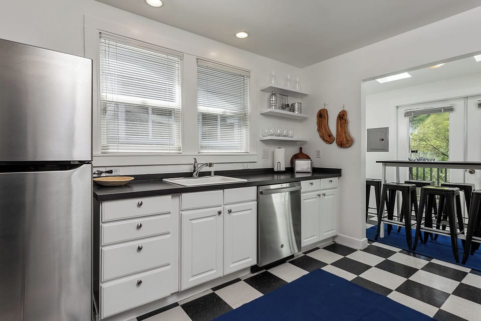 The Cottage: Just bring groceries - and someone excited to cook for the crowd!