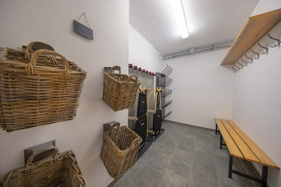 Chalet | Interior