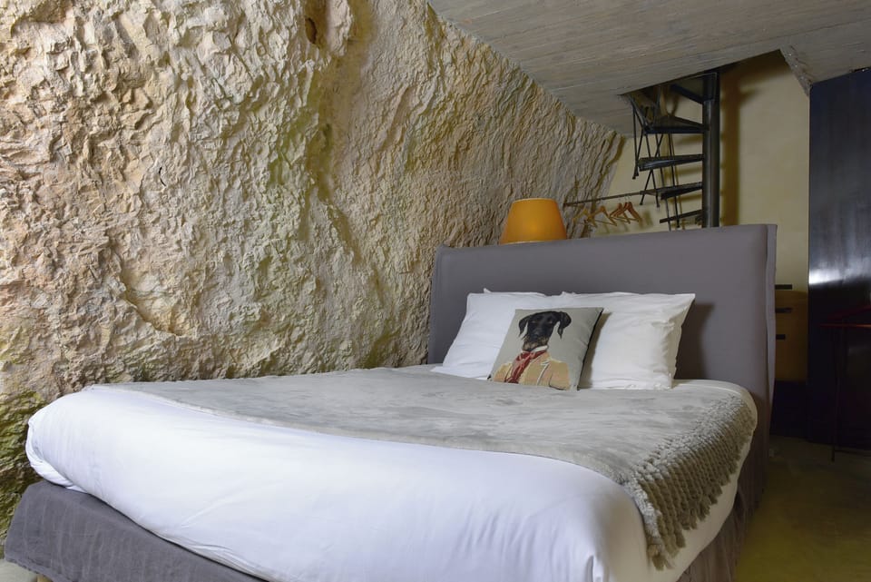 Luxury Double Room | Soundproofing