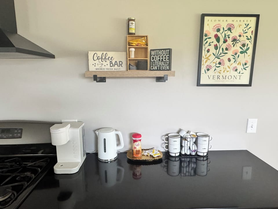 Coffee & tea bar
