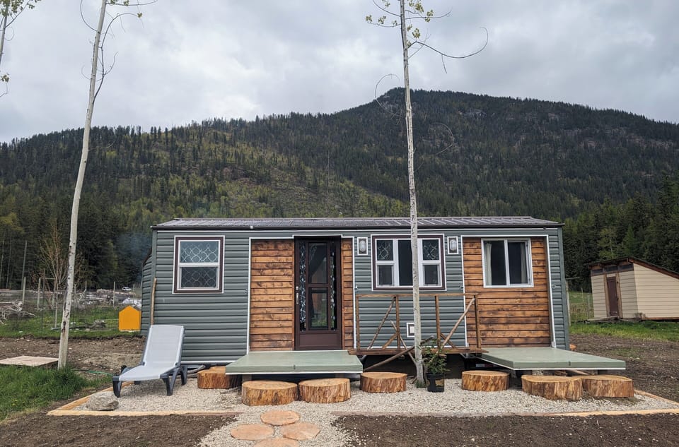 Tiny House Cabin