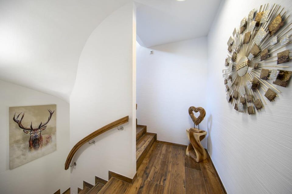 Chalet | Interior