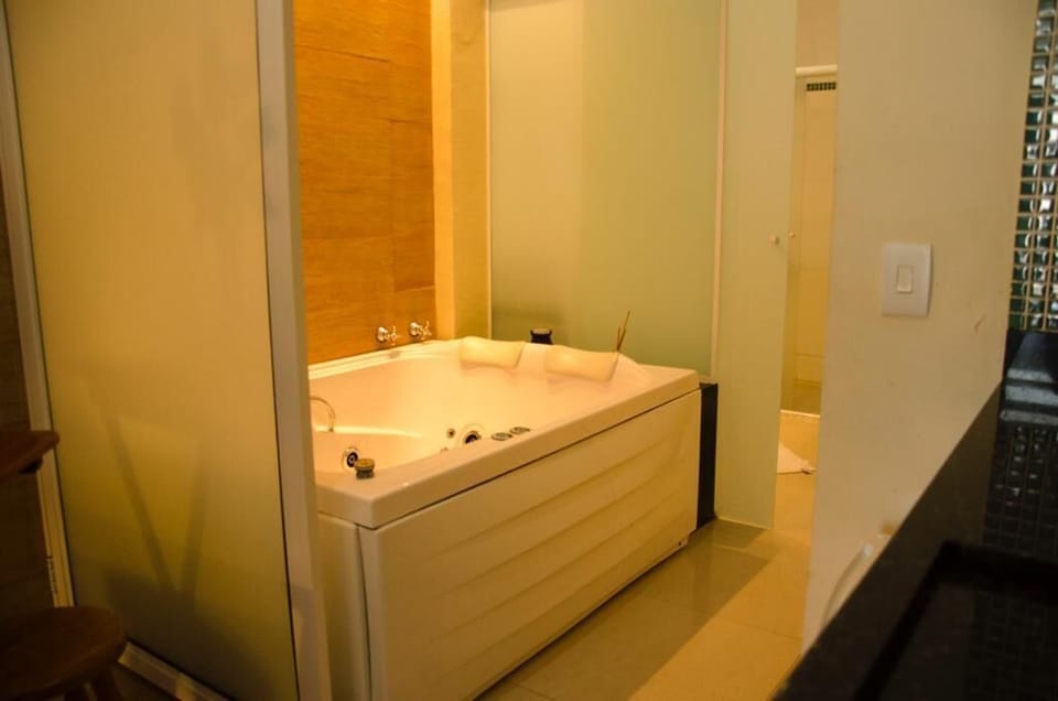Deluxe Suite | Free WiFi
