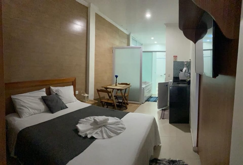 Deluxe Suite | Free WiFi