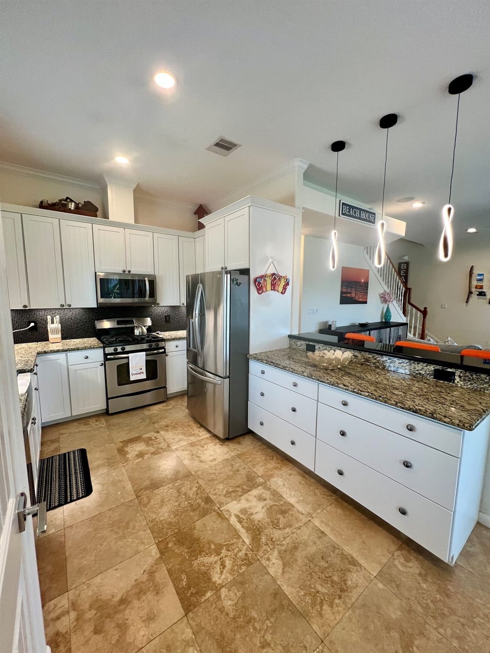 Love this kitchen!