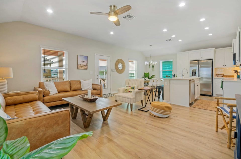 House (Multiple Bedrooms) | Interior