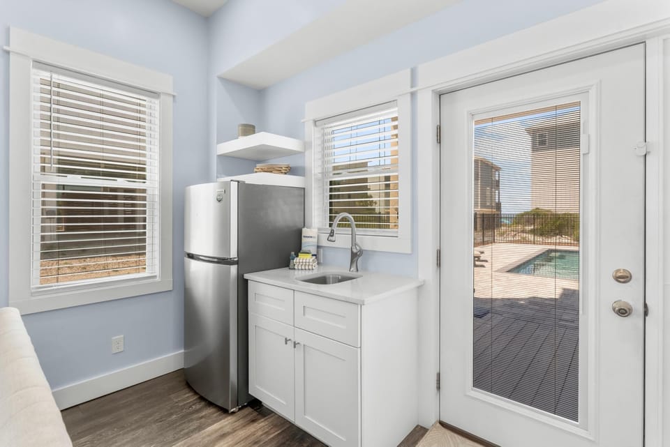 House, 5 Bedrooms, Private Pool, Partial Sea View | Private kitchenette | Full-size fridge, microwave, oven, stovetop