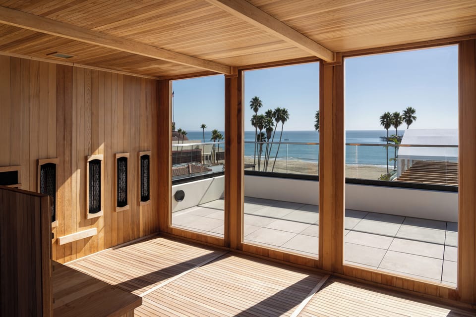 Couples treatment rooms, sauna, steam room, body treatments