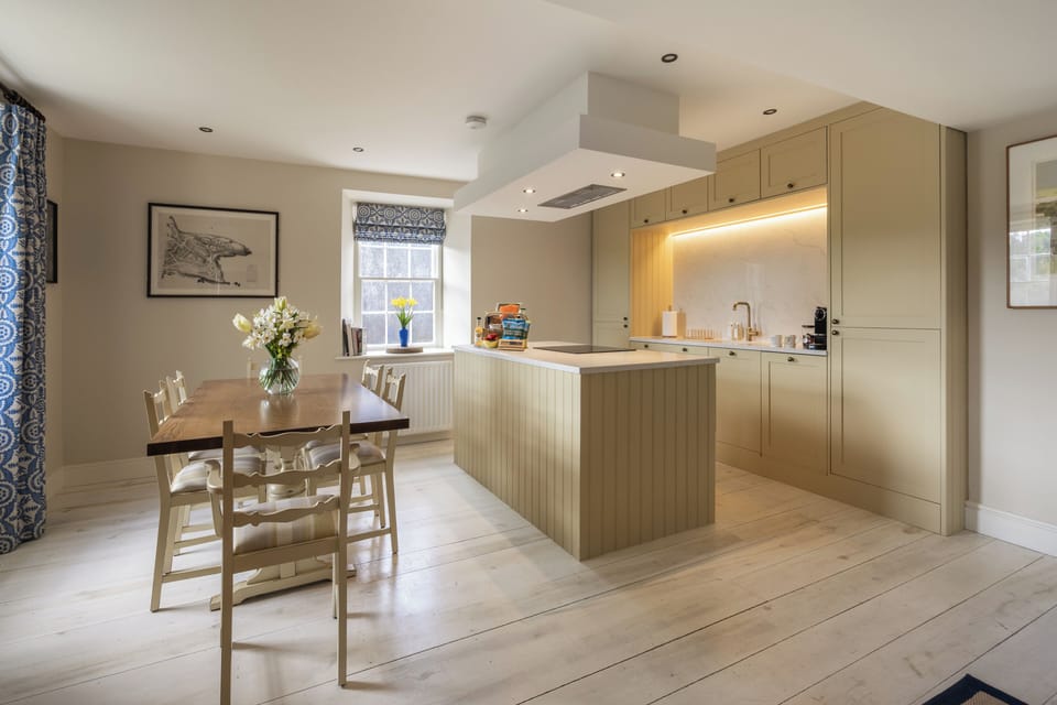 Cottage, 2 Bedrooms | Private kitchen | Fridge, microwave, coffee/tea maker, electric kettle