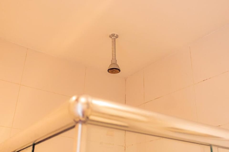 SUH Copacabana 21 | Bathroom