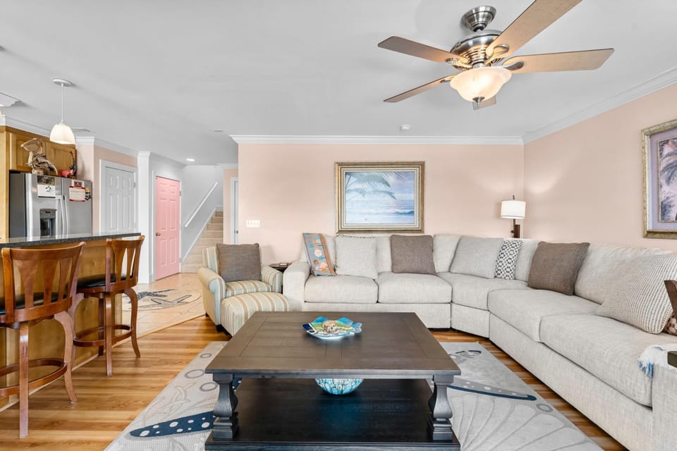 House, Ocean View | Living area | 60-inch Smart TV with digital channels, Netflix, Hulu