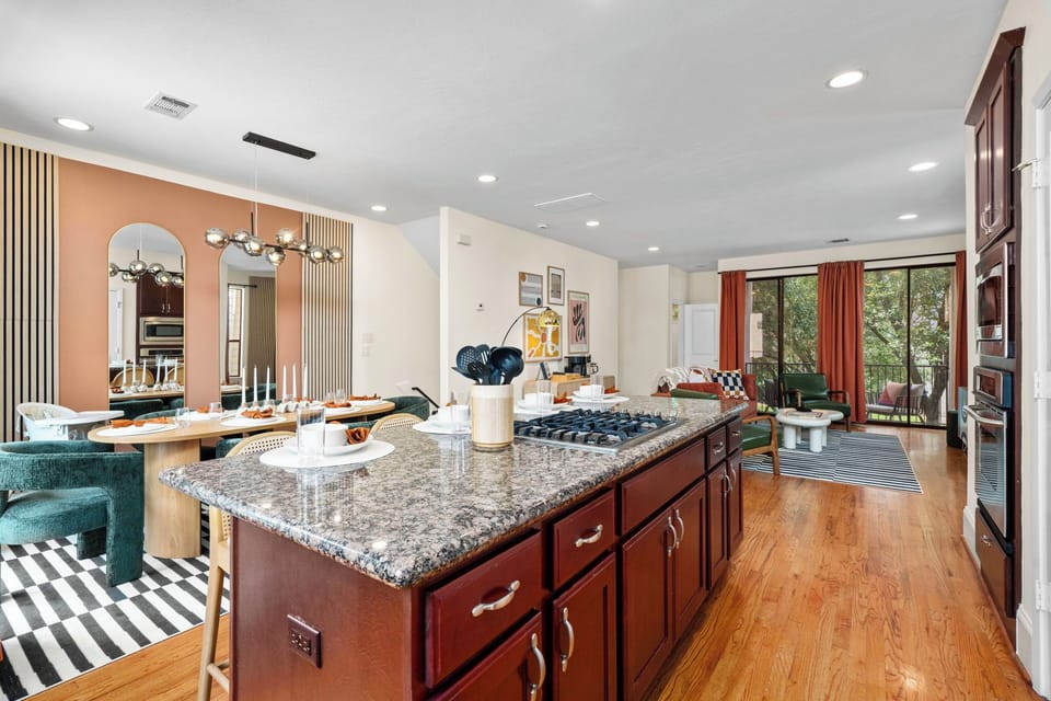 Kitchen island 
