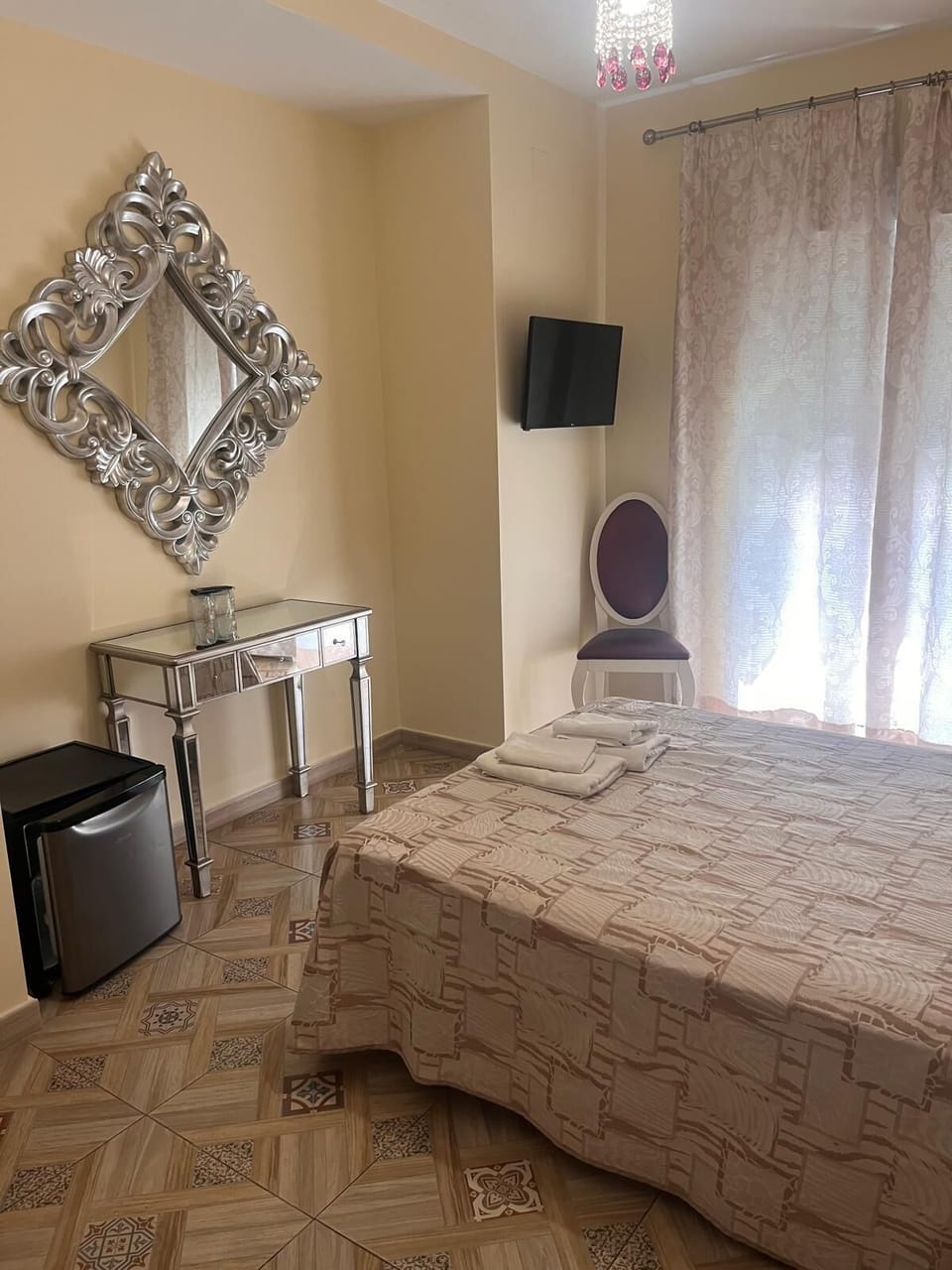 Basic Double Room | Desk, free WiFi